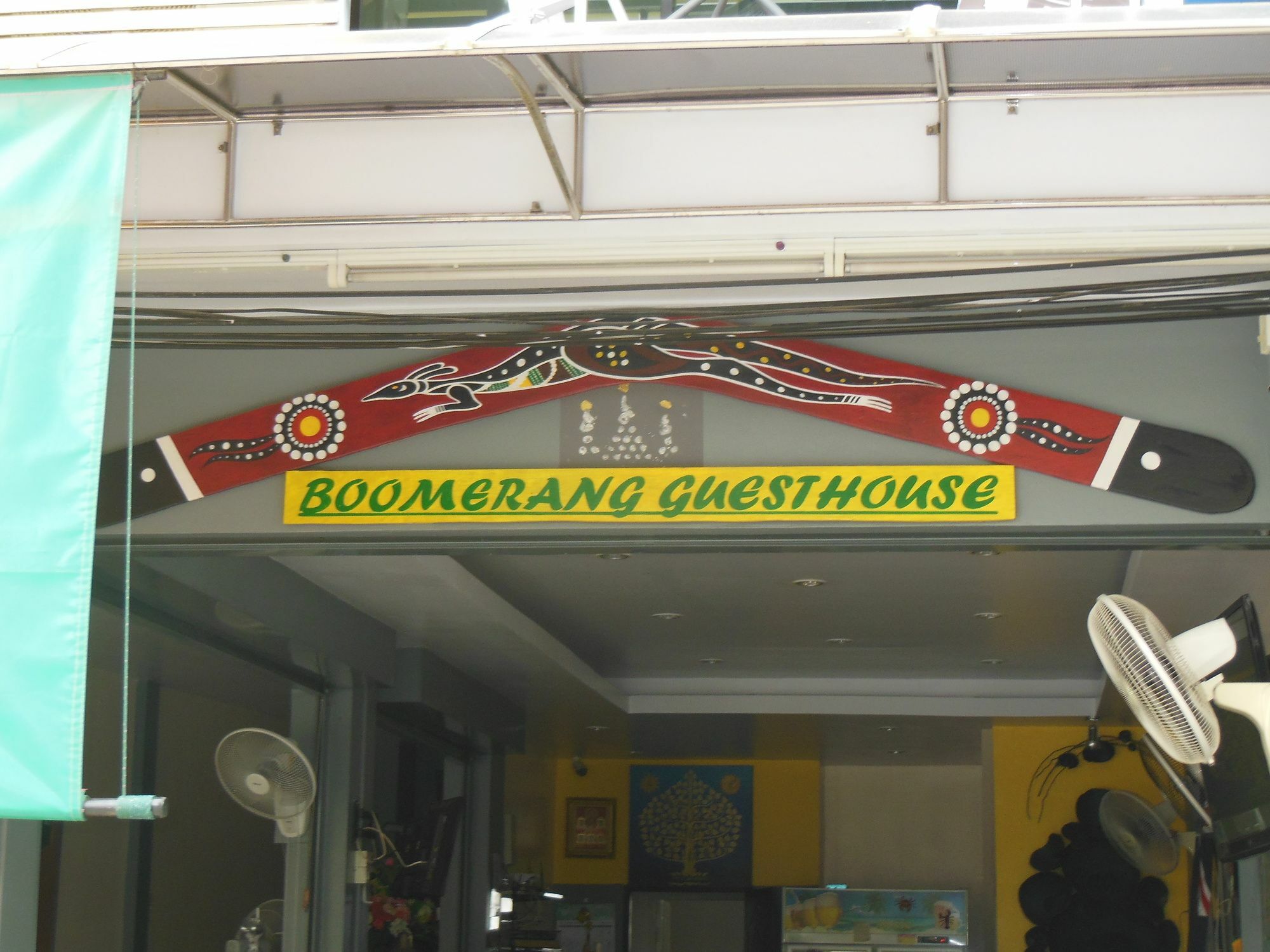 Boomerang Guesthouse And Bar Pattaya Extérieur photo